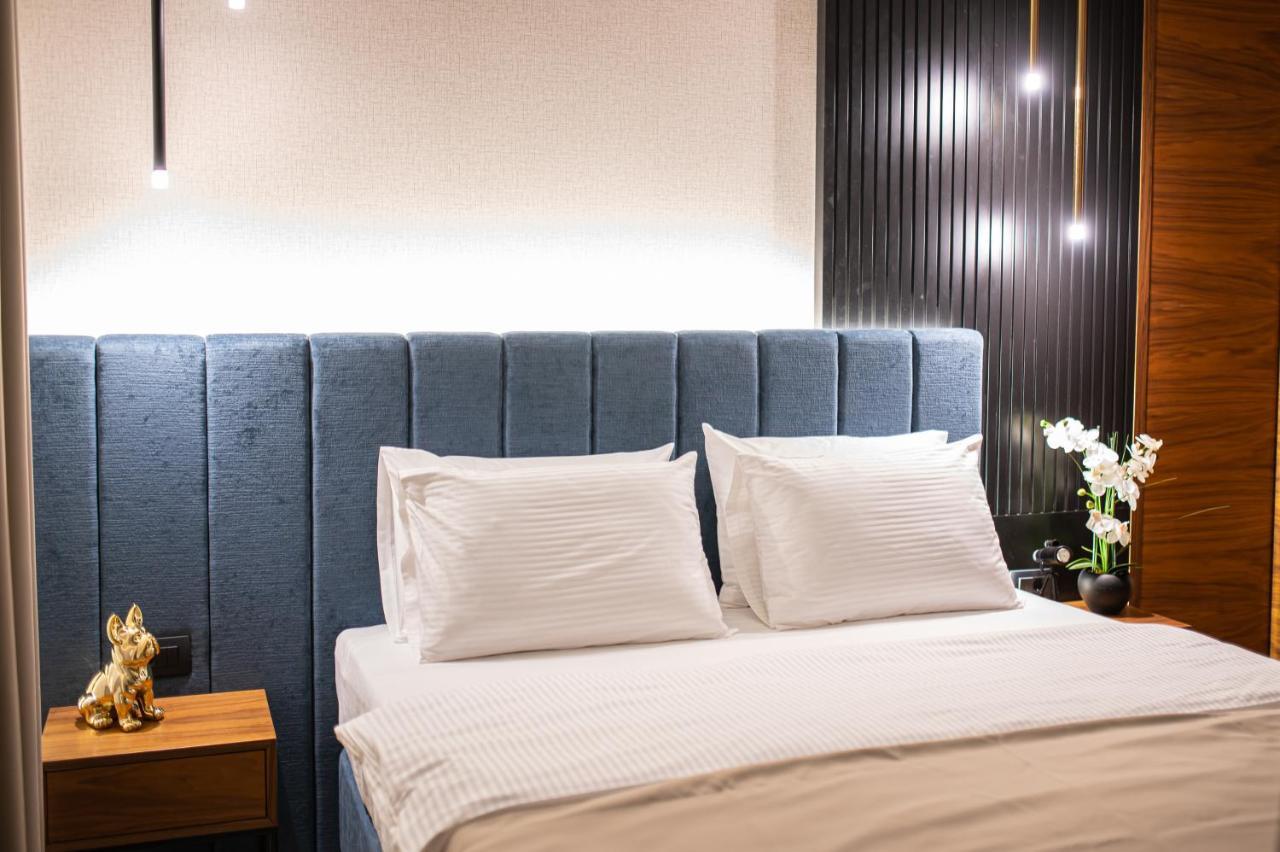 Enyana Luxury Suites โกตอร์ ภายนอก รูปภาพ